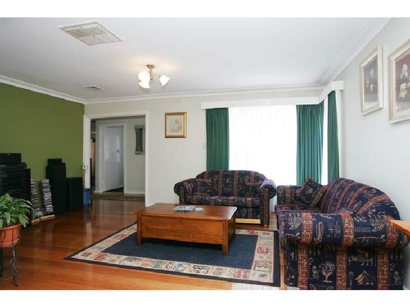 23 Hillside Grove, Airport West VIC 3042