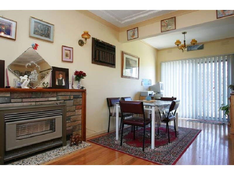 56 Quinn Grove, Keilor East VIC 3033