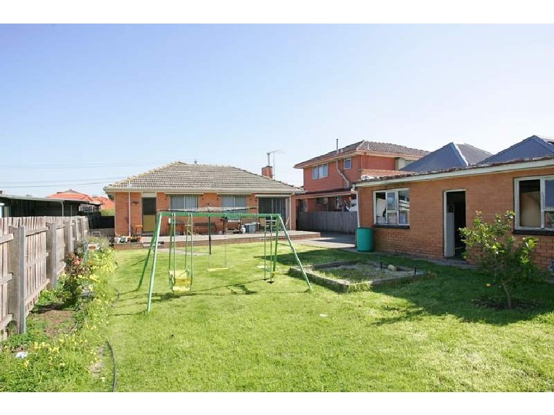 56 Quinn Grove, Keilor East VIC 3033