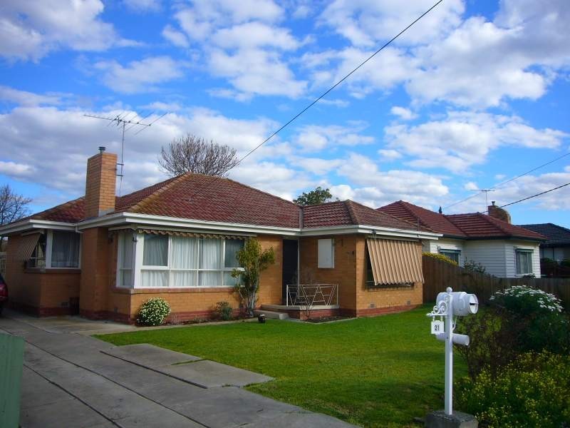 21 Gungarlan Drive, Keilor East VIC 3033
