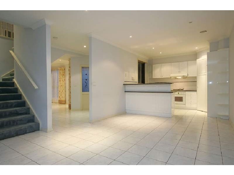 3/119 McNamara Avenue, Airport West VIC 3042