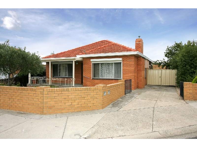 41 McNamara Avenue, Airport West VIC 3042