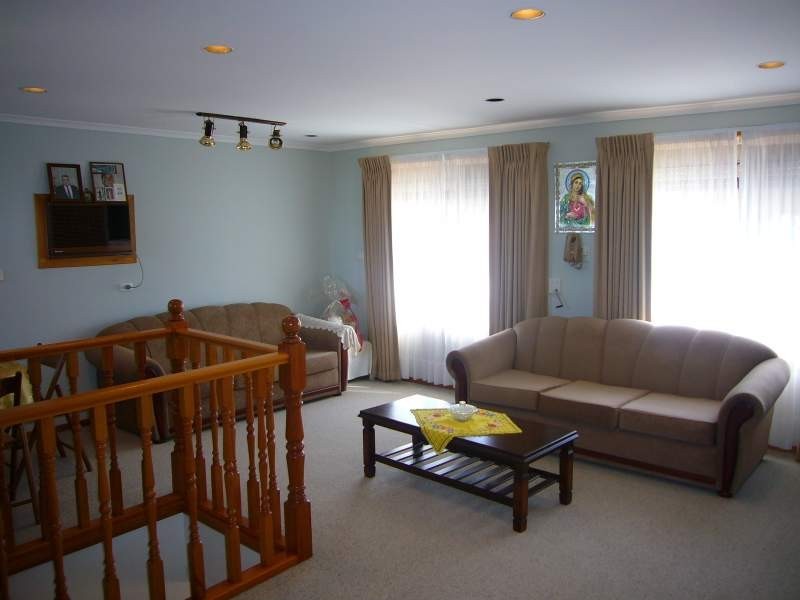 24 Mountainview Avenue, Avondale Heights VIC 3034