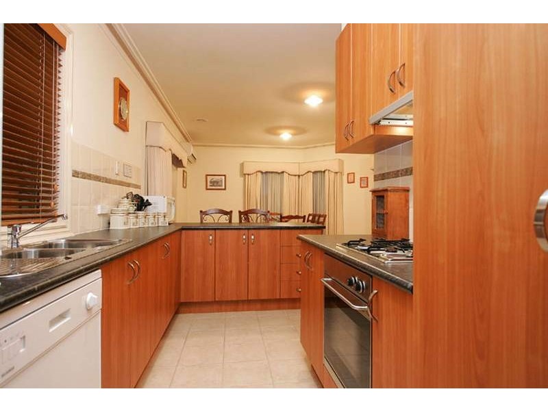 50 Rimcross Drive, Keilor East VIC 3033