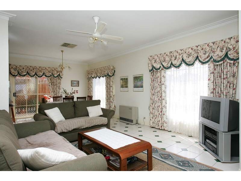 54 Border Drive, Keilor East VIC 3033