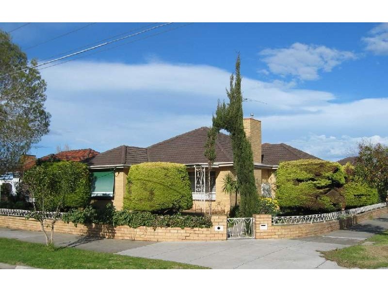 9 Macey Avenue, Avondale Heights VIC 3034