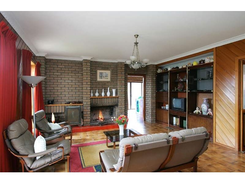 2 Prescott Place, Avondale Heights VIC 3034