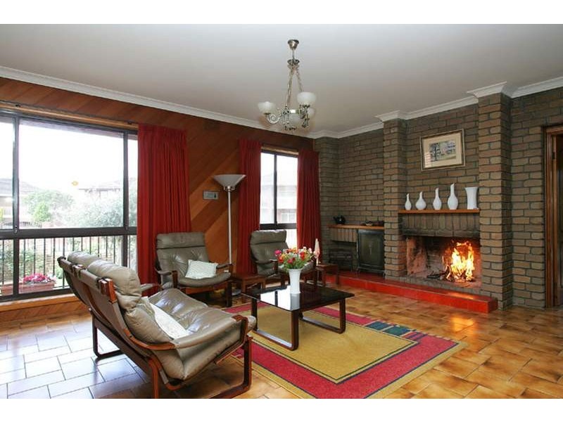 2 Prescott Place, Avondale Heights VIC 3034