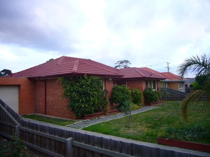 31 Fawkner Crescent, Keilor East VIC 3033