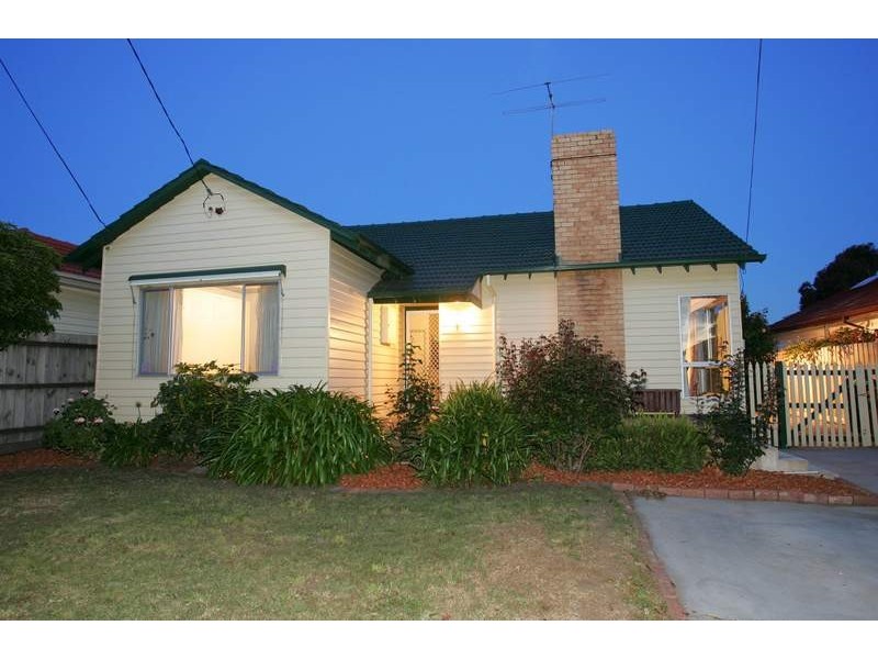 120 Bowes Avenue, Airport West VIC 3042