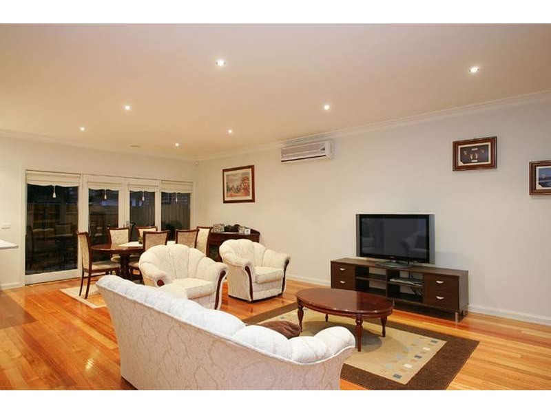 68 Deutscher Street, Avondale Heights VIC 3034