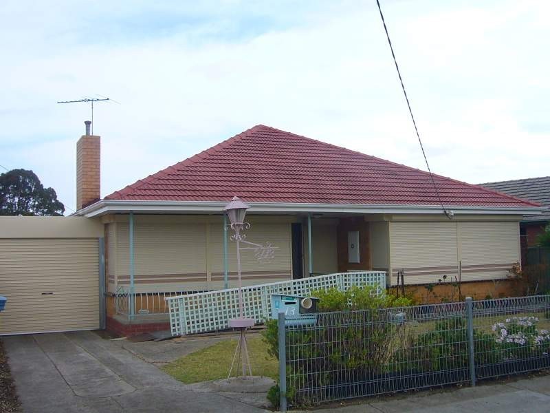 13 The Crossway, Keilor East VIC 3033