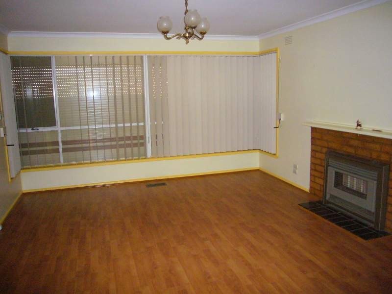 13 The Crossway, Keilor East VIC 3033