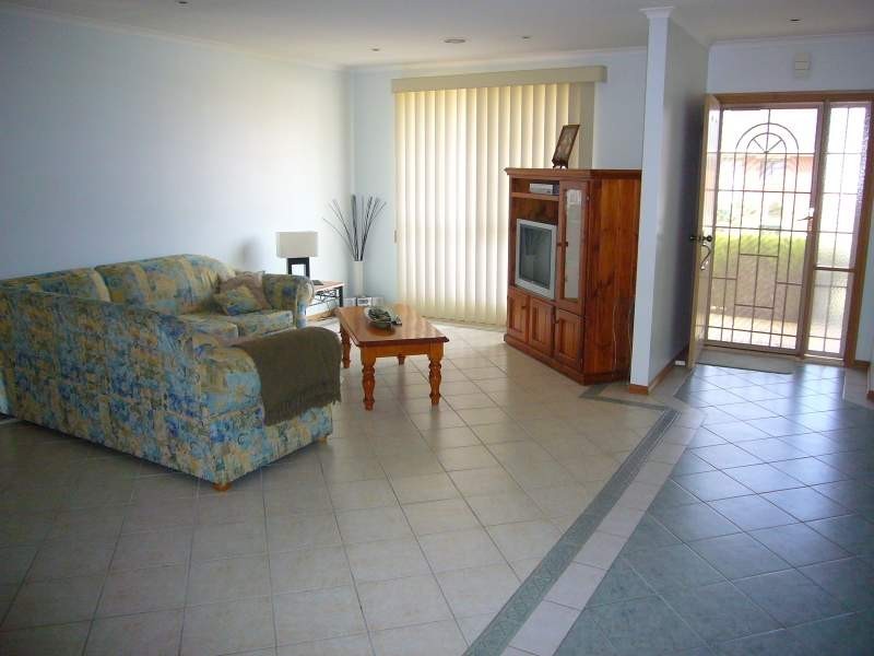 8A Yallop Street, Keilor East VIC 3033