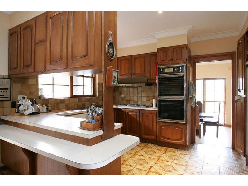 15 Judith Street, Keilor East VIC 3033