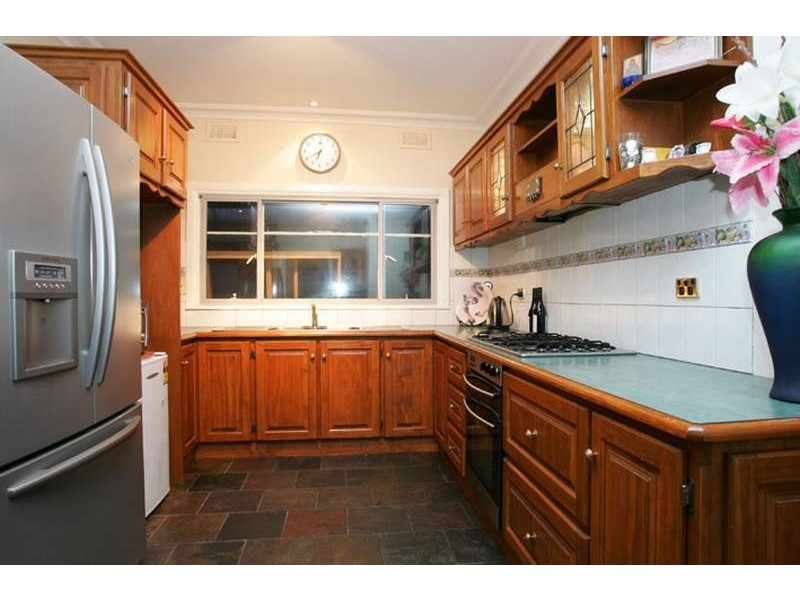 9 Grange Road, Airport West VIC 3042