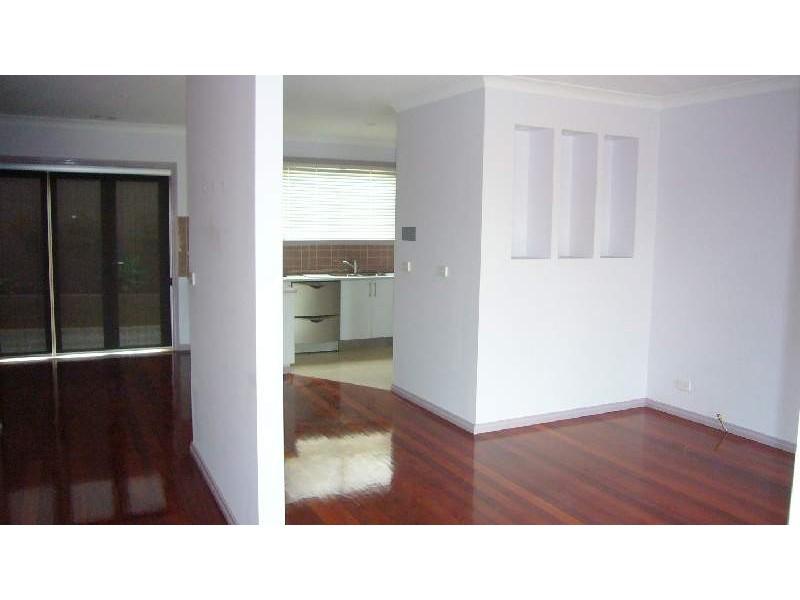 4/20 River Drive, Avondale Heights VIC 3034