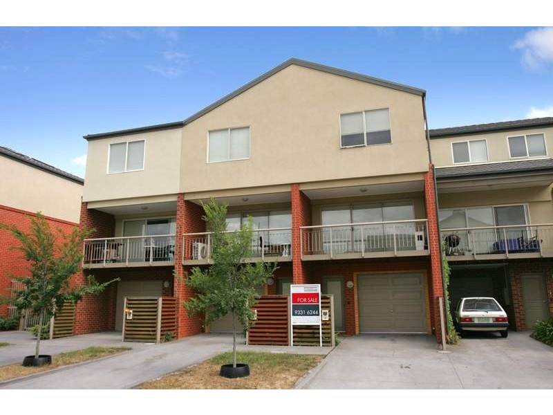 38 Village Way, Maribyrnong VIC 3032