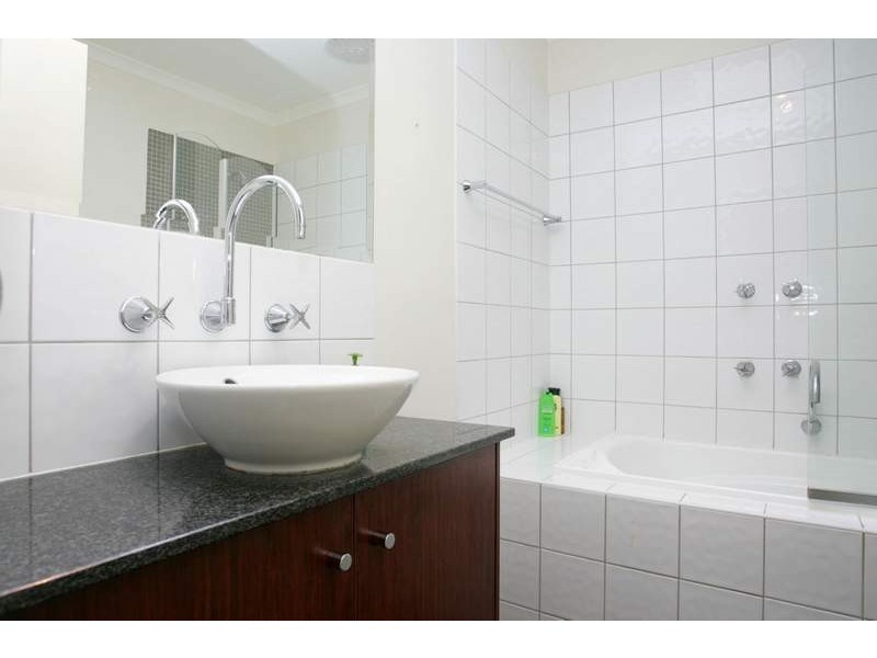 38 Village Way, Maribyrnong VIC 3032
