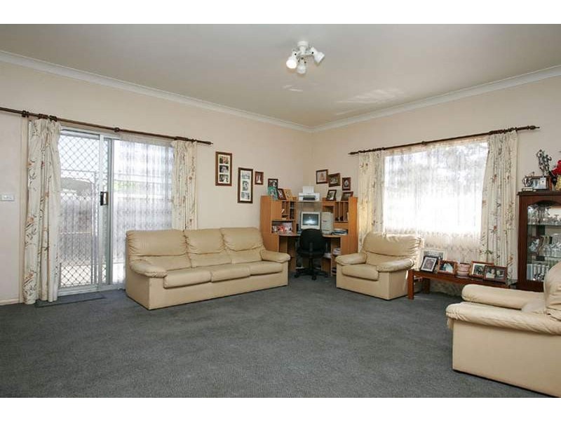 233 Military Road, Avondale Heights VIC 3034