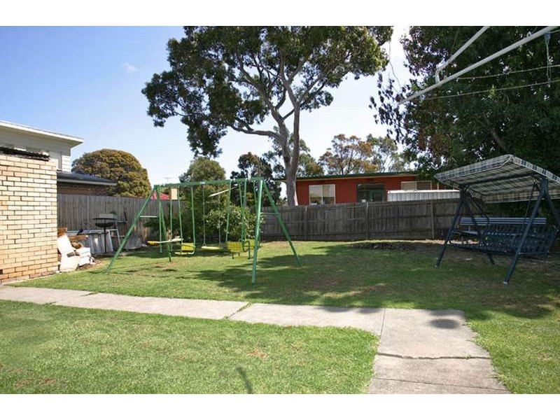 233 Military Road, Avondale Heights VIC 3034