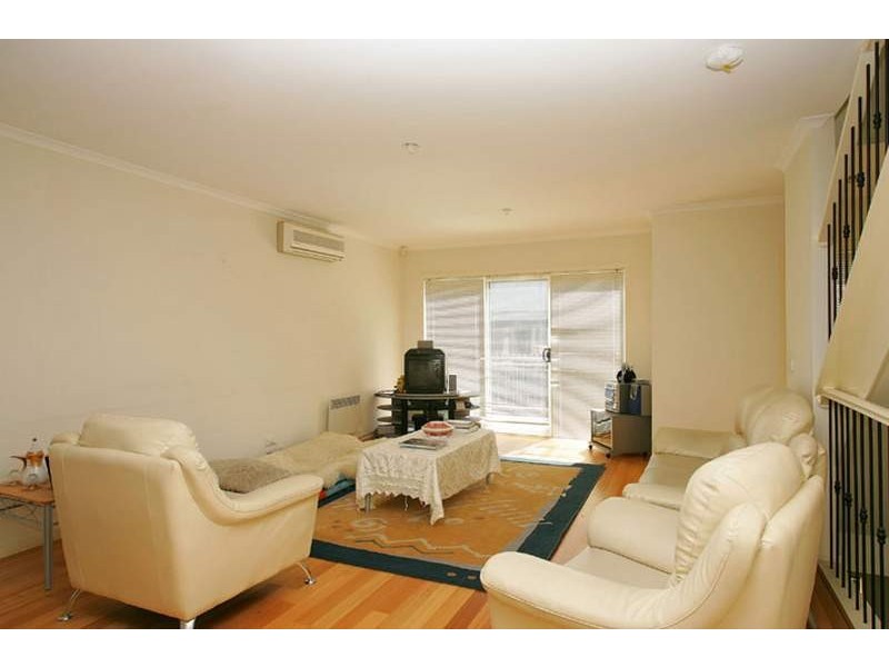 18 Rimfire Walk, Maribyrnong VIC 3032