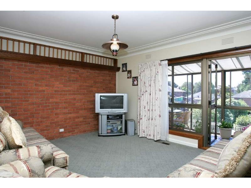 24 Clarks Road, Keilor East VIC 3033