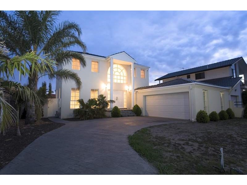 5 Benaud Close, Keilor East VIC 3033