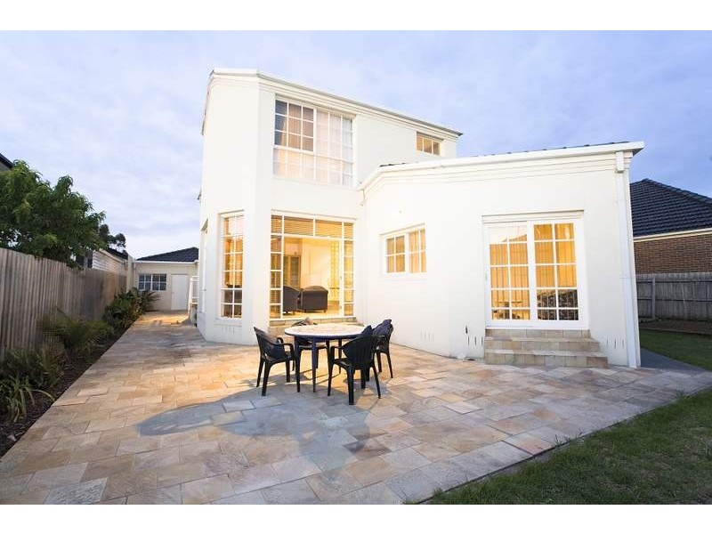 5 Benaud Close, Keilor East VIC 3033