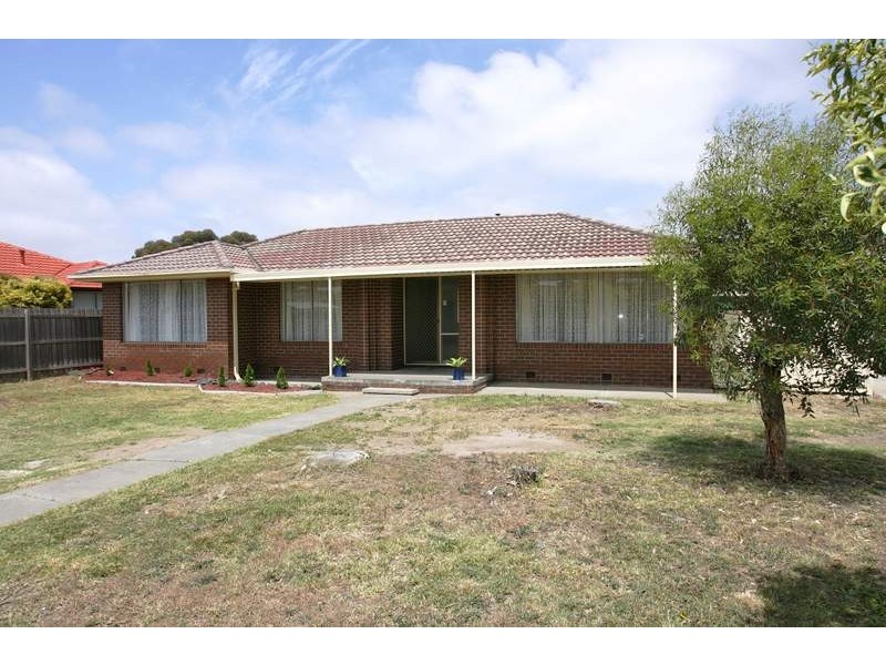 3 Woorigoleen Drive, Keilor East VIC 3033