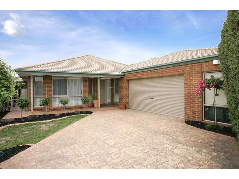 13 Yallop Court, Keilor East VIC 3033