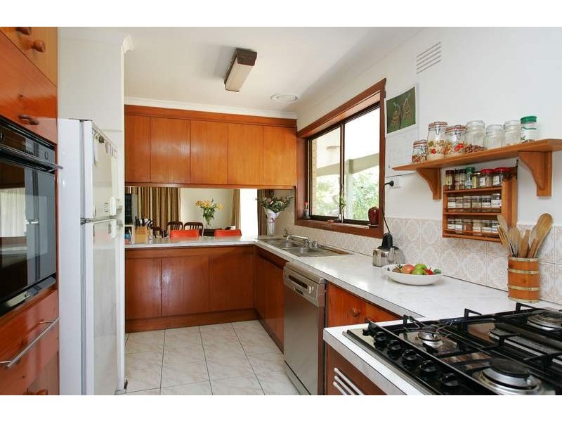 48 Roberts Street, Keilor East VIC 3033