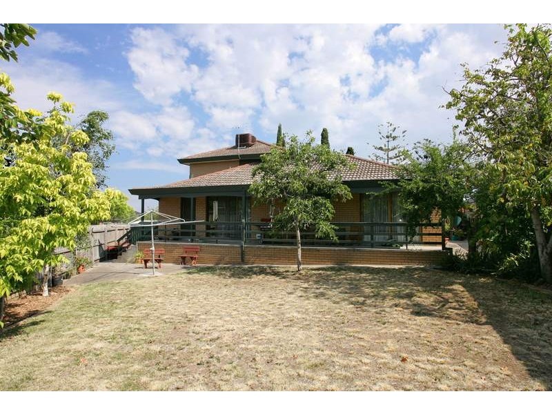48 Roberts Street, Keilor East VIC 3033