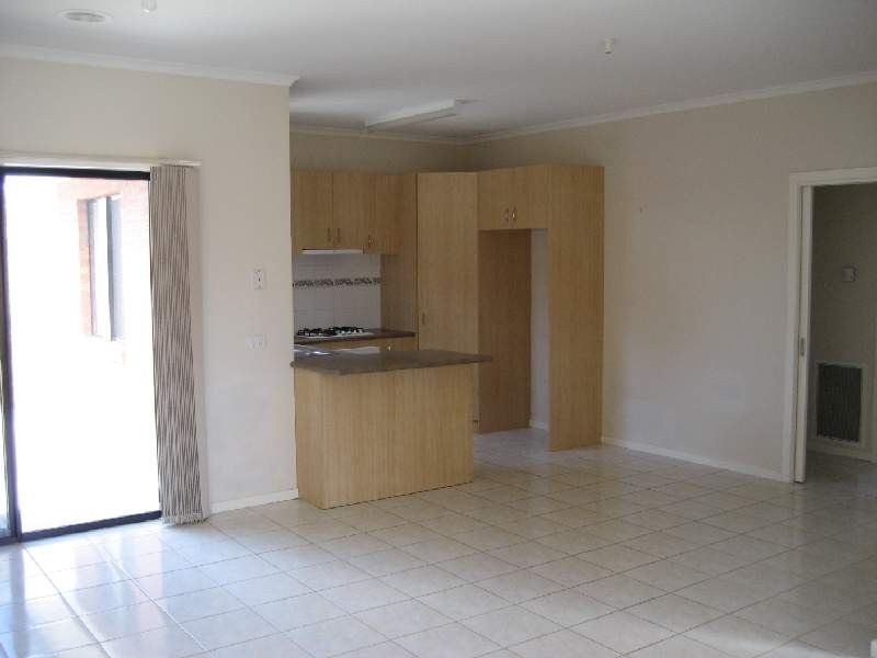 40 Thomas Street, Airport West VIC 3042