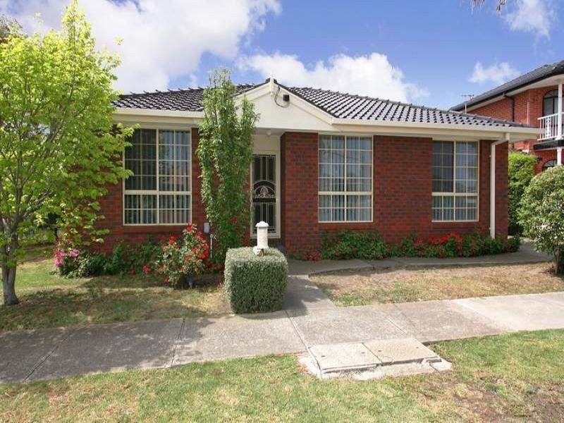 32 Eastleigh Avenue, Keilor East VIC 3033