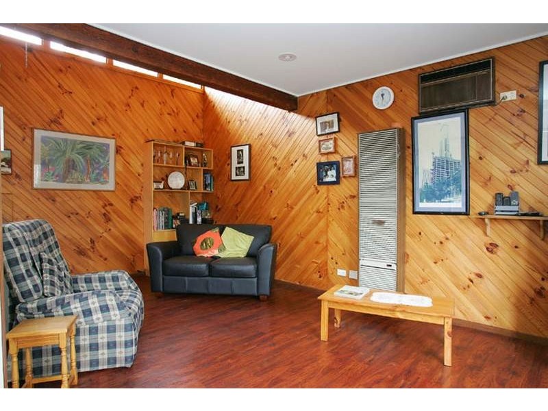 47 The Crossway, Keilor East VIC 3033