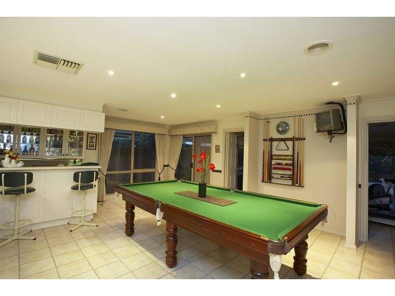 13 Yallop Court, Keilor East VIC 3033