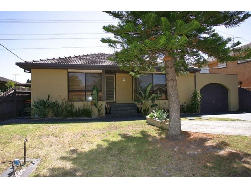 4 St. Bernards Drive, Keilor East VIC 3033