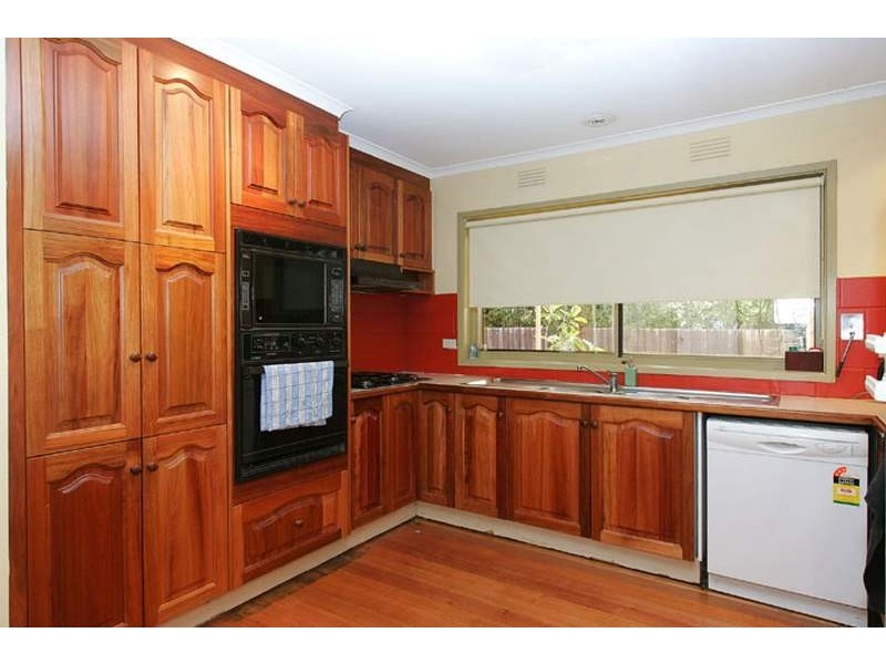 4 St. Bernards Drive, Keilor East VIC 3033