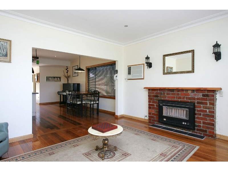 10 Rutland Street, Niddrie VIC 3042