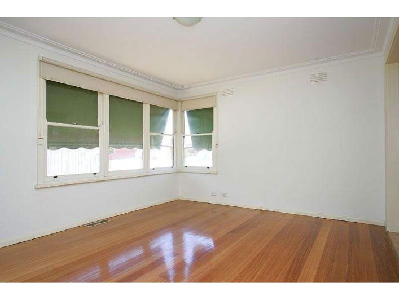 38 Tadstan Drive, Tullamarine VIC 3043