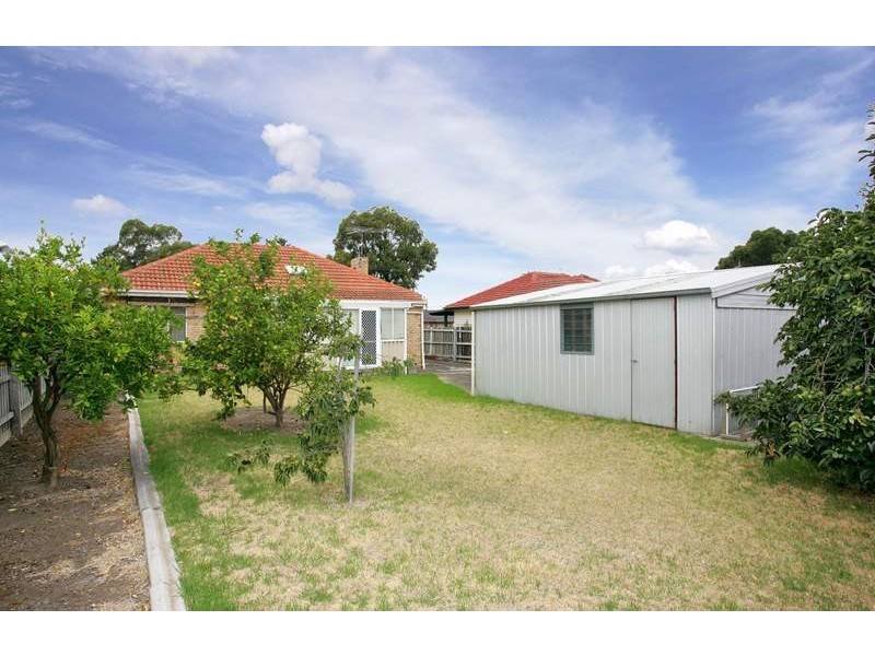 43 Herbert Street, Avondale Heights VIC 3034