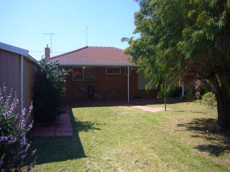 25 Rogerson Street, Avondale Heights VIC 3034