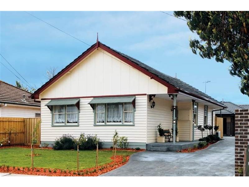52 Berembong Drive, Keilor East VIC 3033