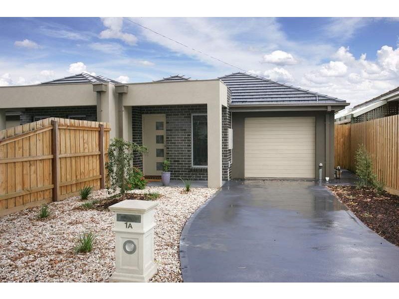 1a Peters Street, Airport West VIC 3042