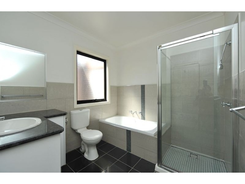 25A Lake Street, Avondale Heights VIC 3034