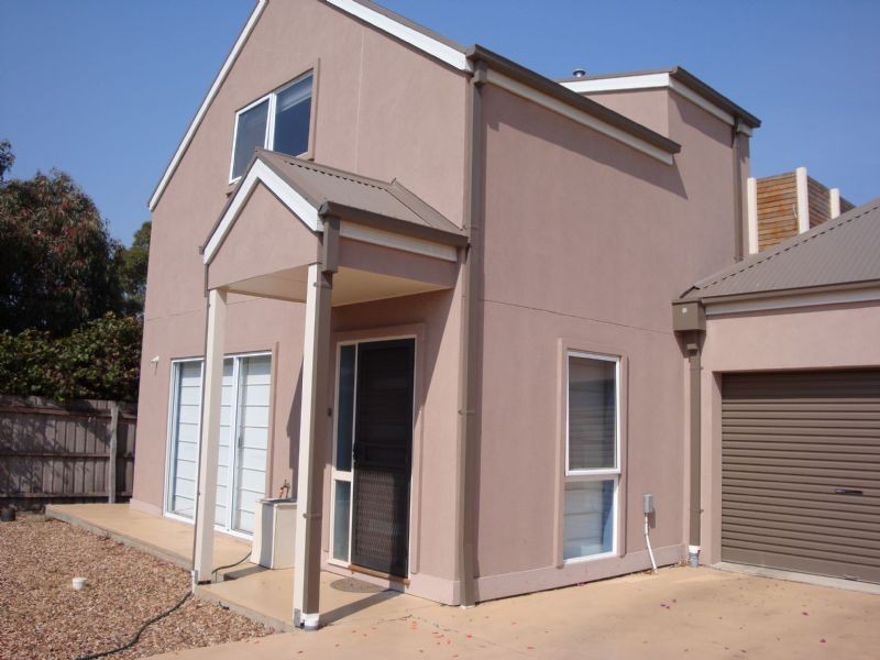 58A Quinn Grove, Airport West VIC 3042