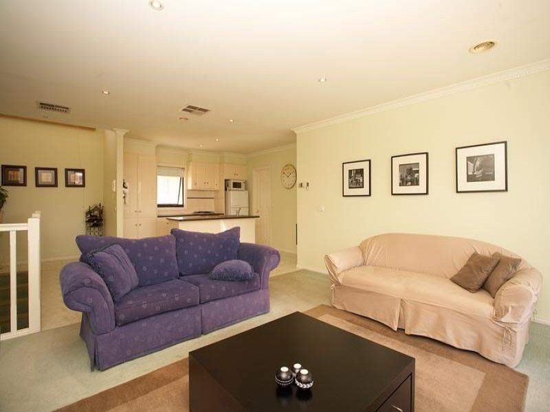 70-72 /10 Coghlan Street, Niddrie VIC 3042