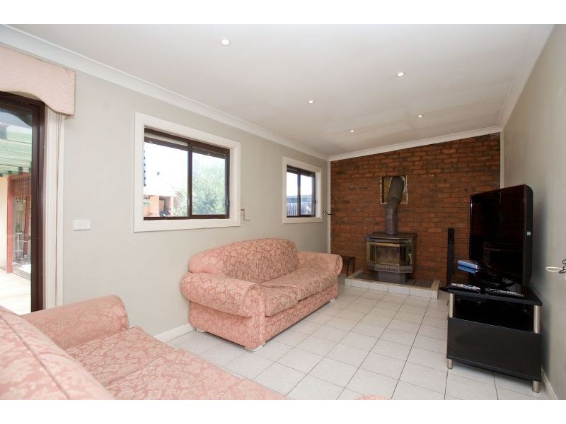 45 Medfield Avenue, Avondale Heights VIC 3034