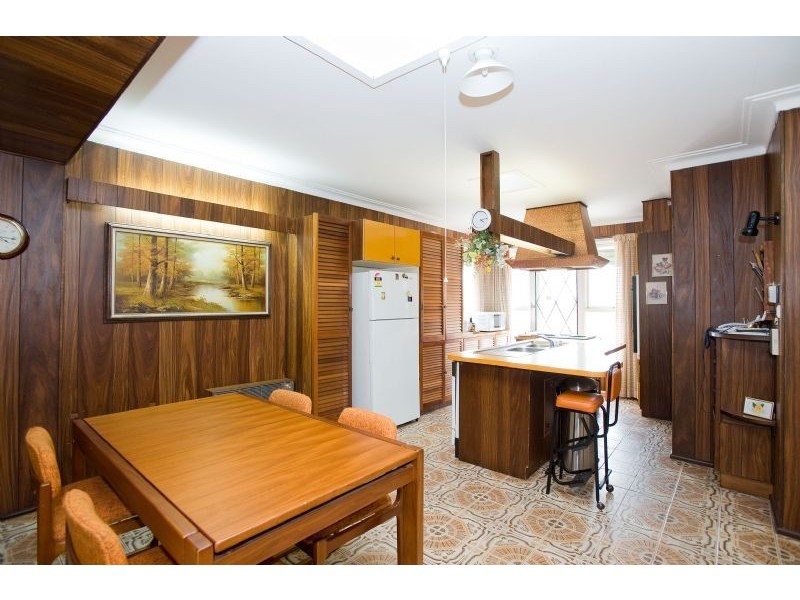 25 Glenside Street, Avondale Heights VIC 3034